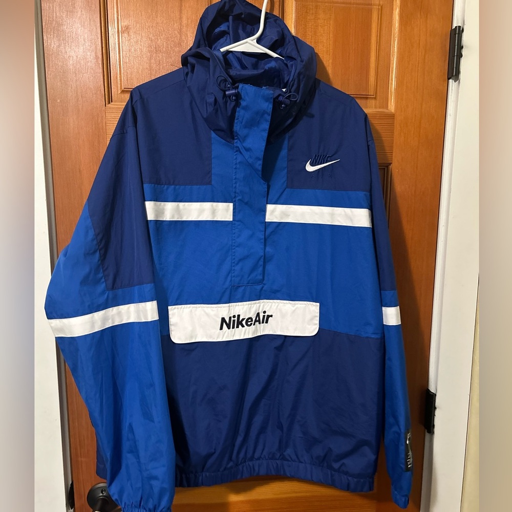 Nike Men’s XL Lightweight Pullover Jacket